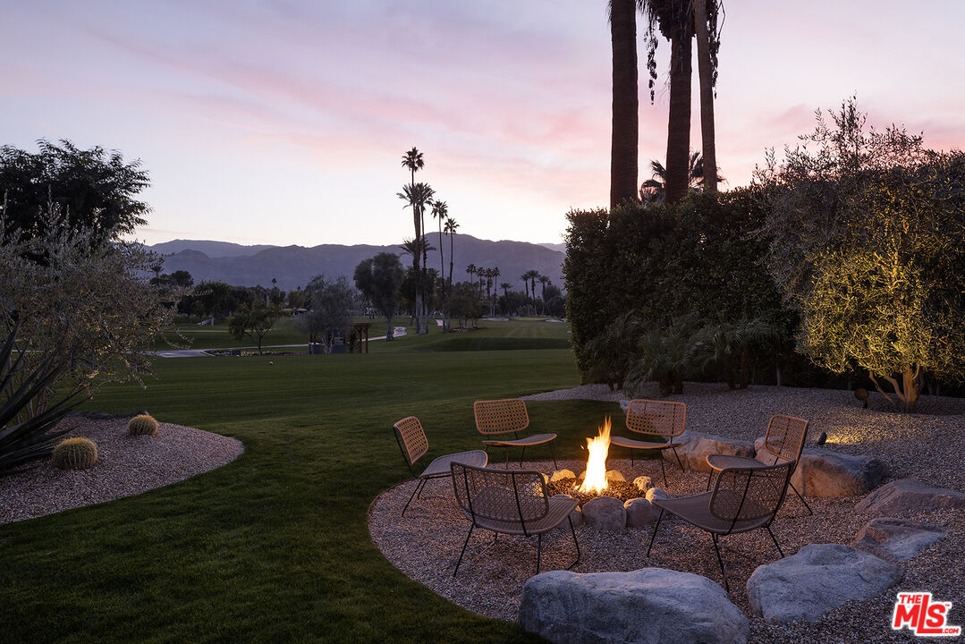 70889 Tamarisk Ln