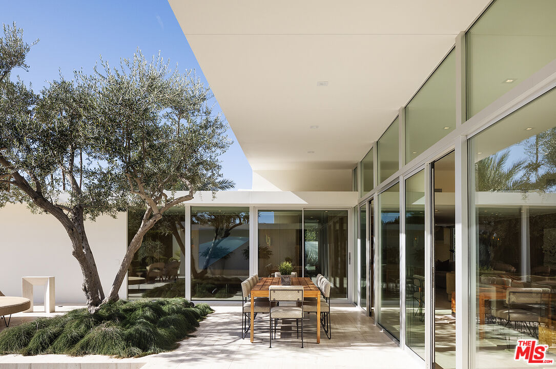 70889 Tamarisk Ln