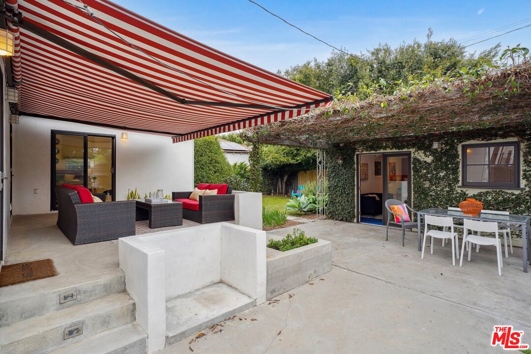 1132 Greenacre Ave