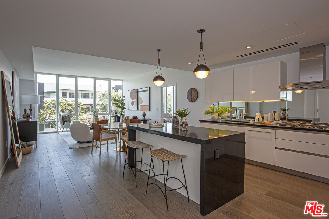 9000 W 3rd St Unit: 205