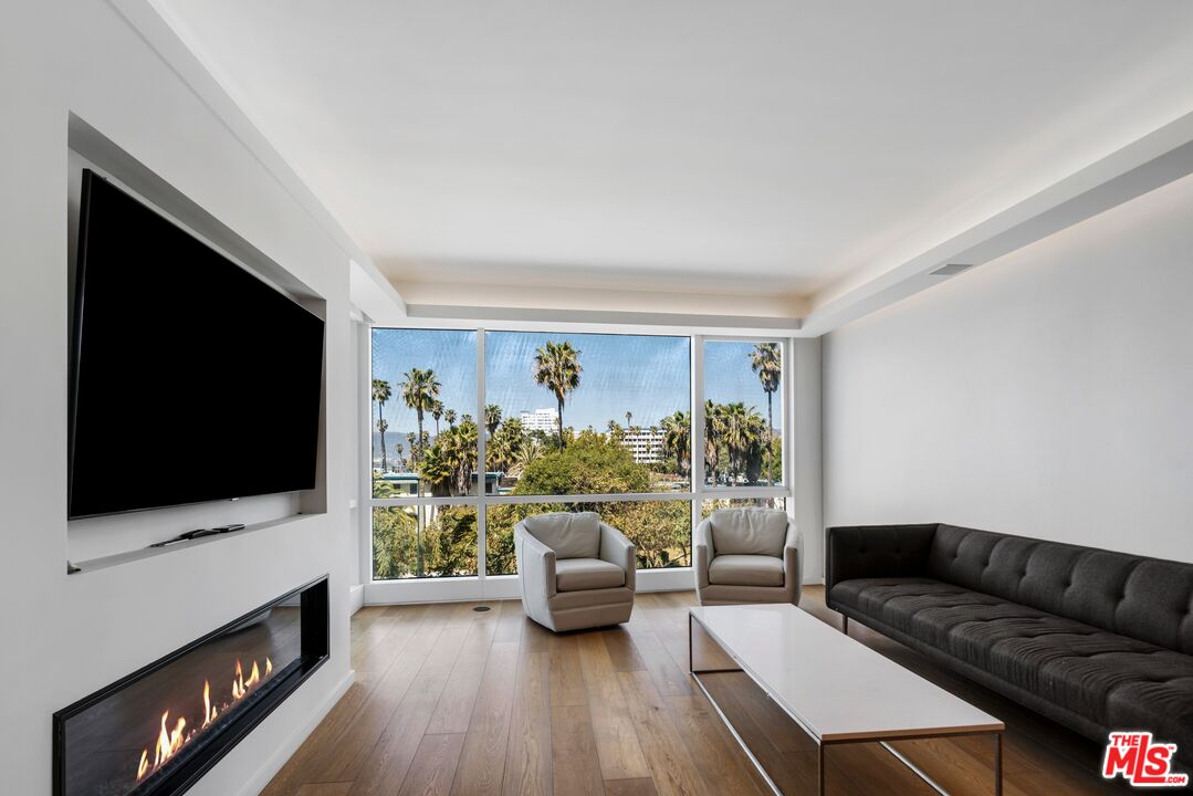 1705 Ocean Ave Unit: 302