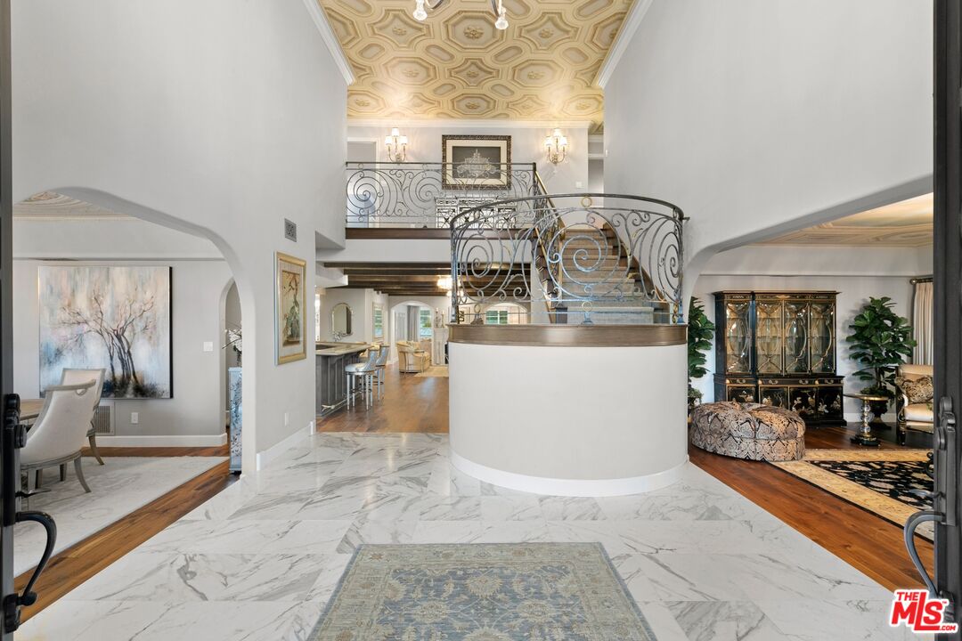 1047 Pomello Dr