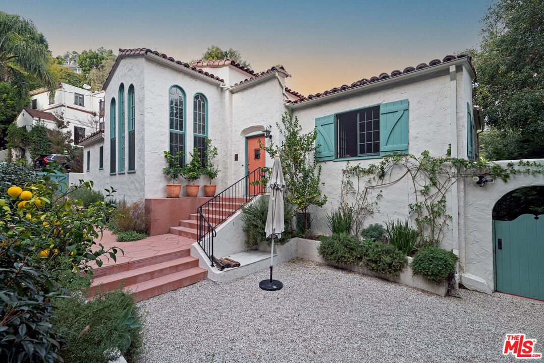 2754 Woodshire Dr