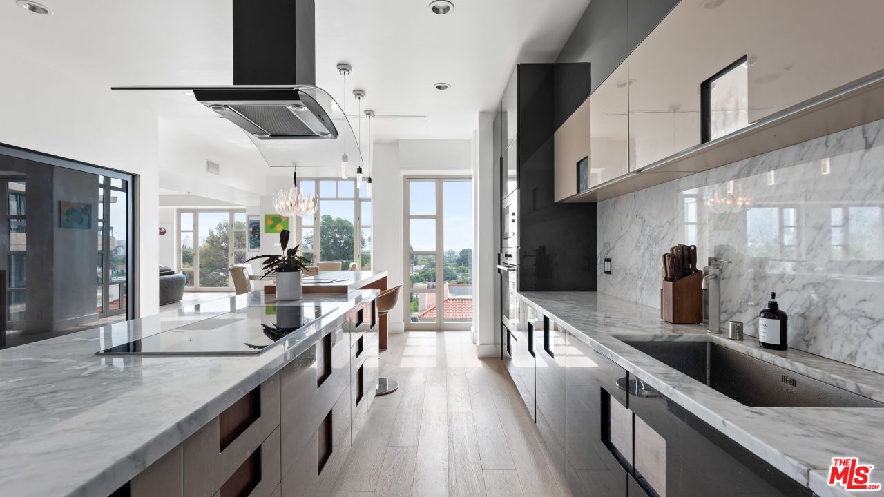 10580 Wilshire Blvd Unit: 5SW