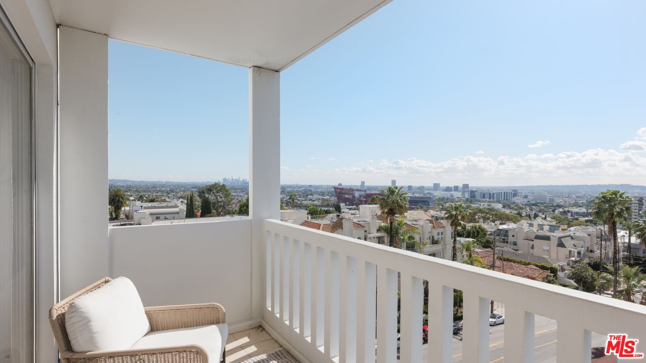 999 N DOHENY DR Unit: 509