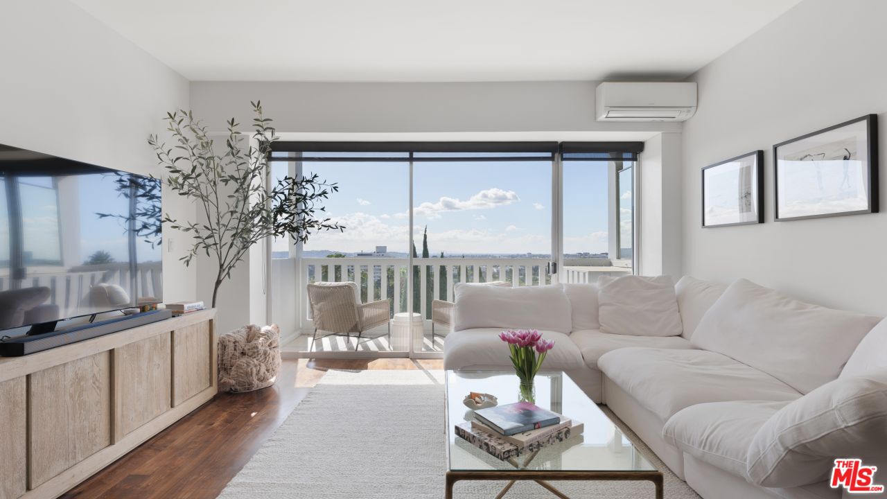 999 N DOHENY DR Unit: 509