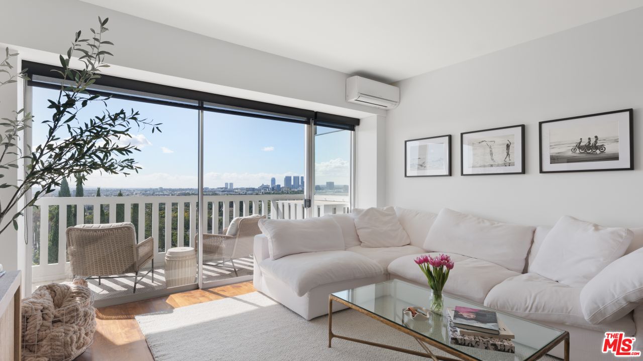 999 N DOHENY DR Unit: 509