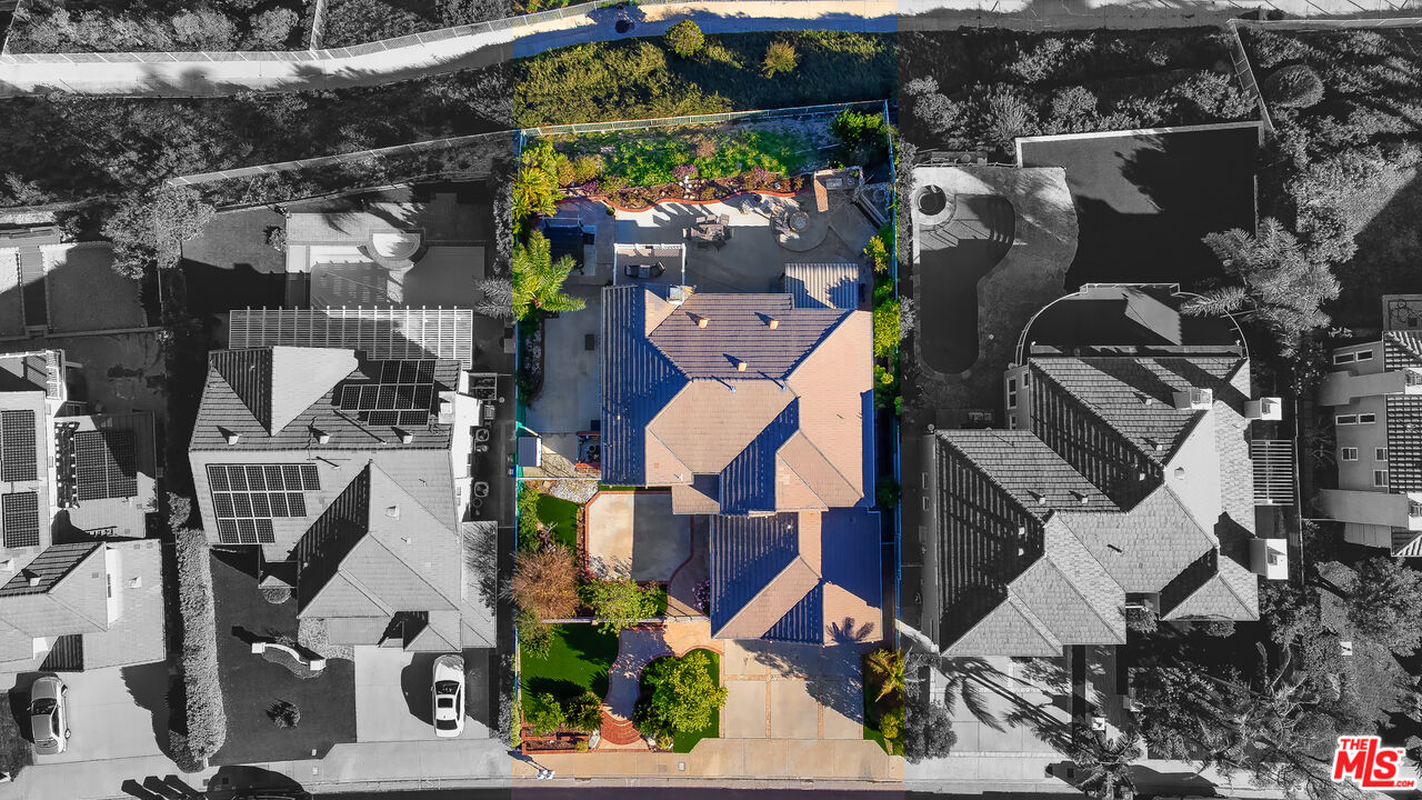 24701 Stonegate Dr