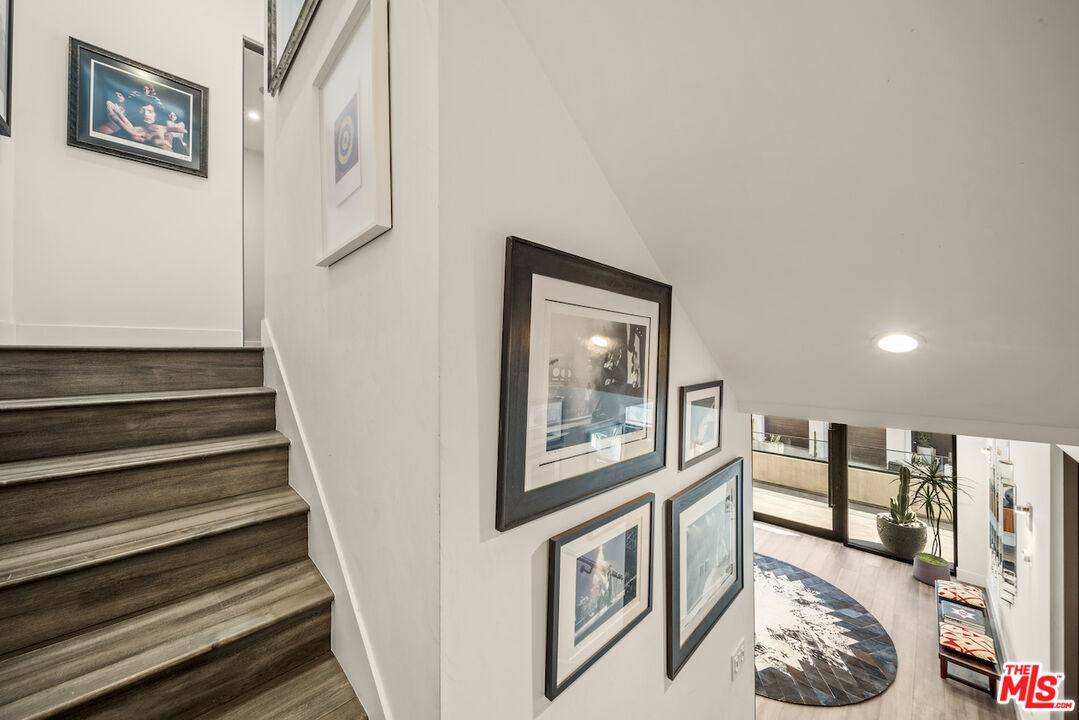 8145 Willow Glen Rd