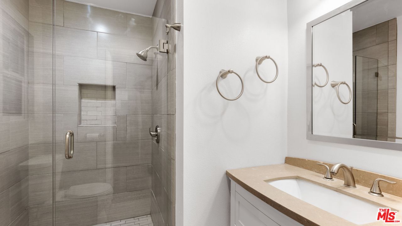 12258 Runnymede St Unit: 1