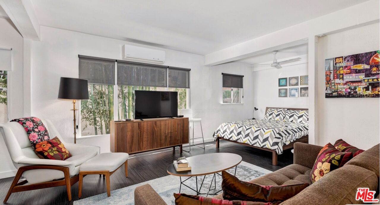 806 Westmount Dr Unit: #3