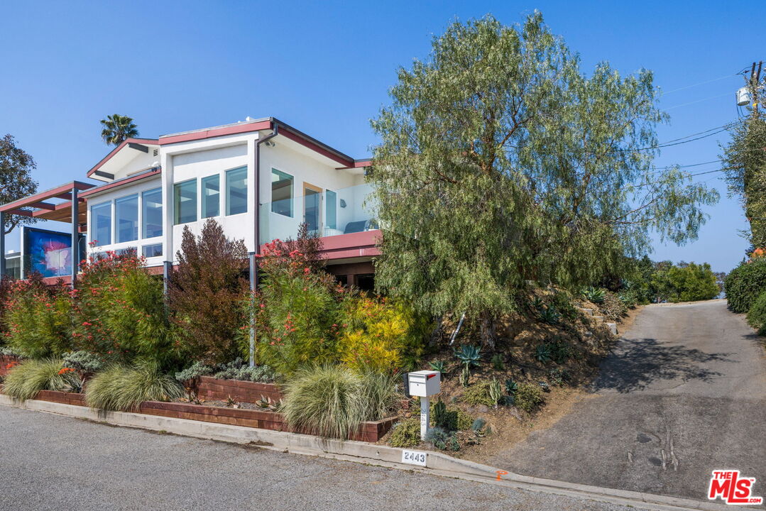 2443 Solar Dr