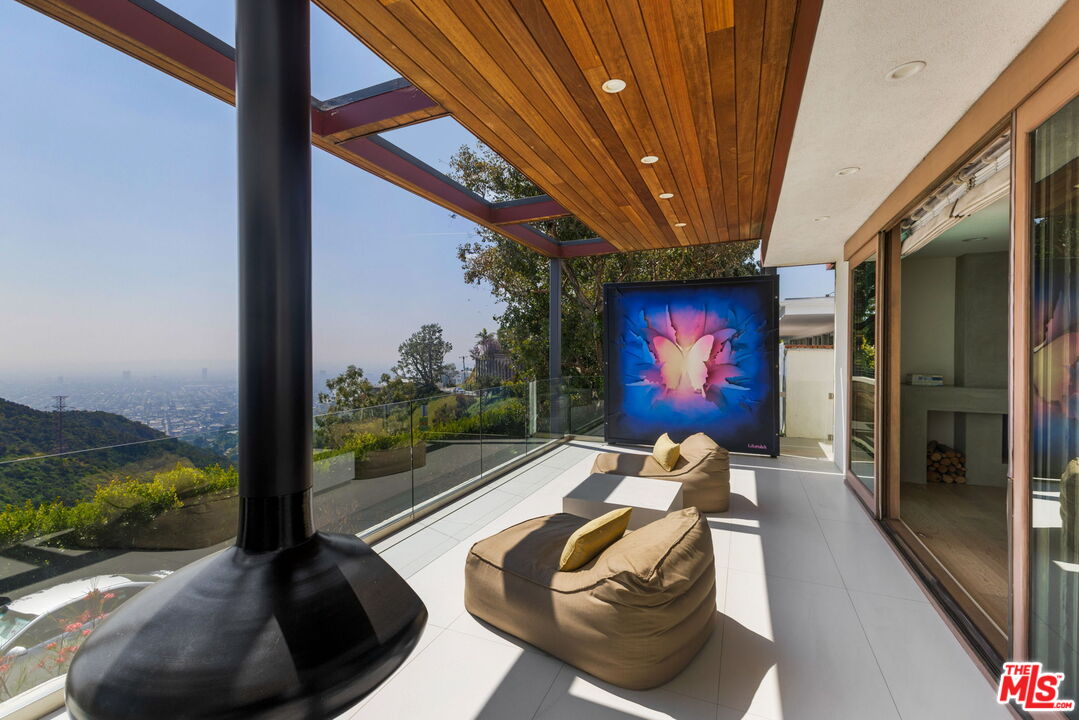 2443 Solar Dr