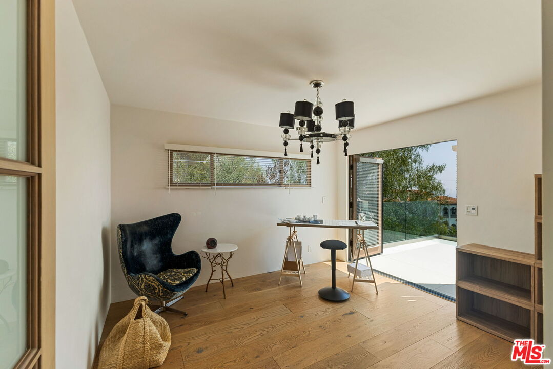 2443 Solar Dr