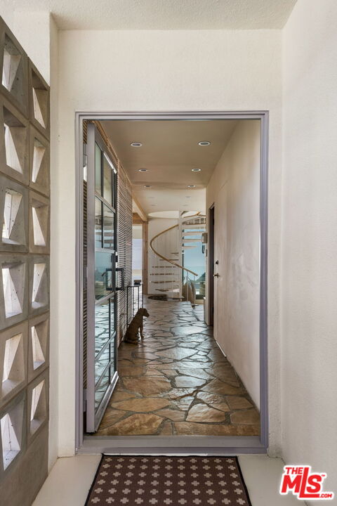 2443 Solar Dr