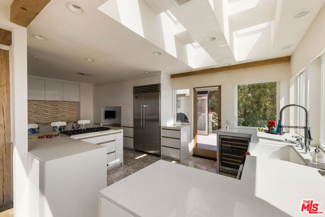 2443 Solar Dr