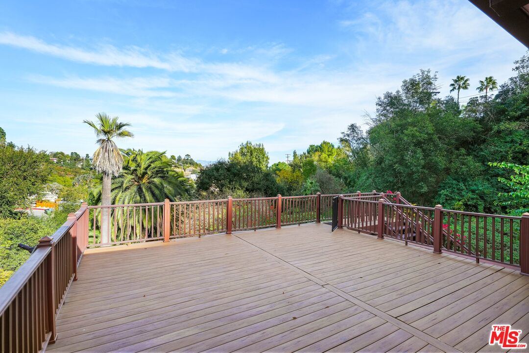 2386 Sunset Heights Dr