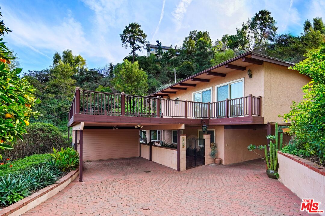 2386 Sunset Heights Dr