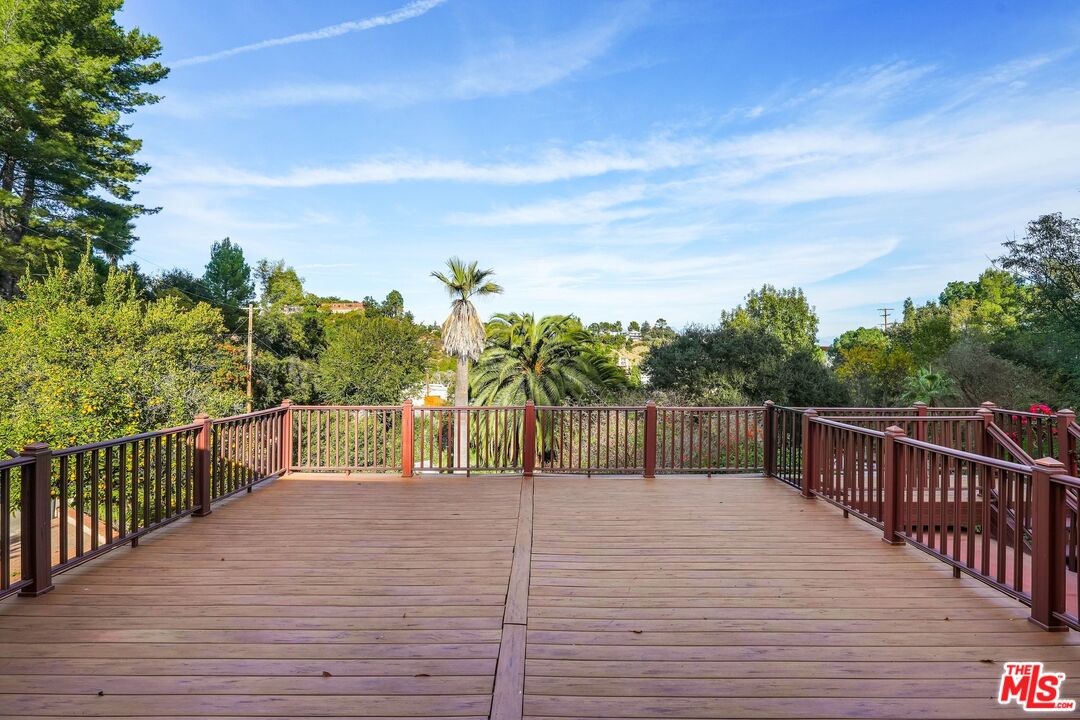 2386 Sunset Heights Dr