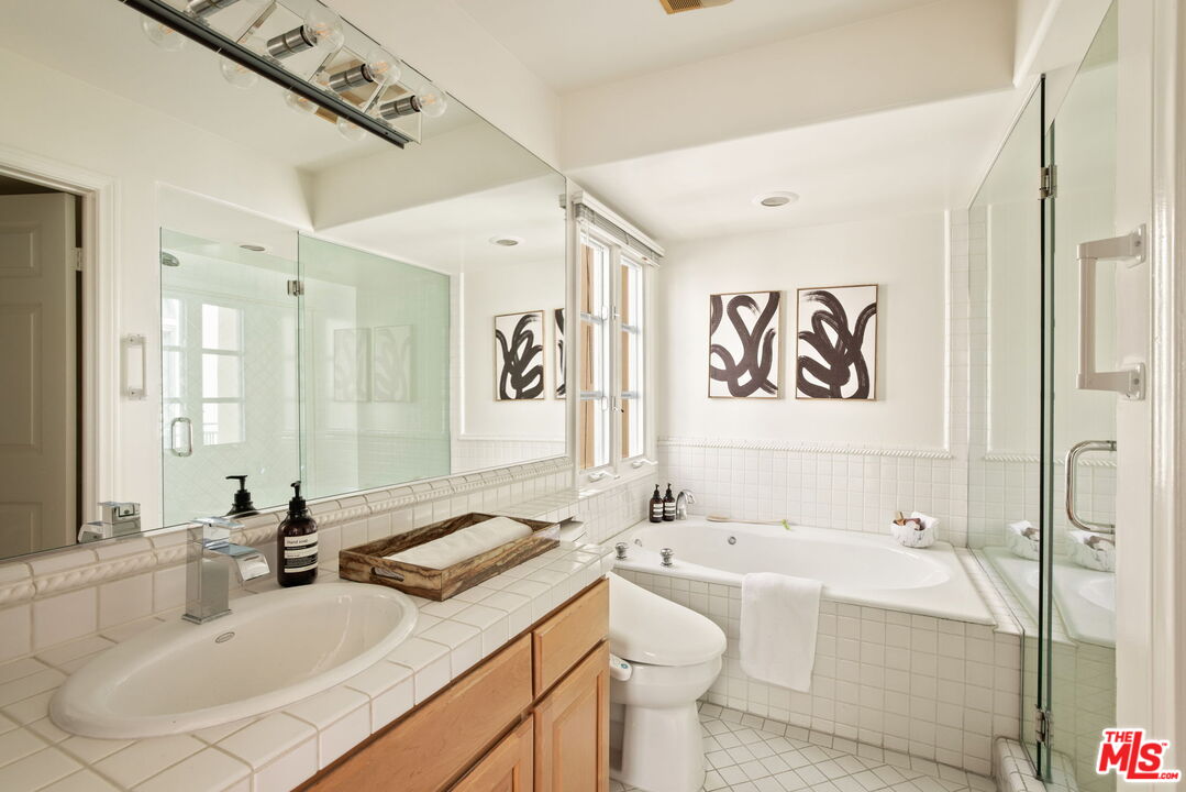 1128 Princeton St Unit: 8
