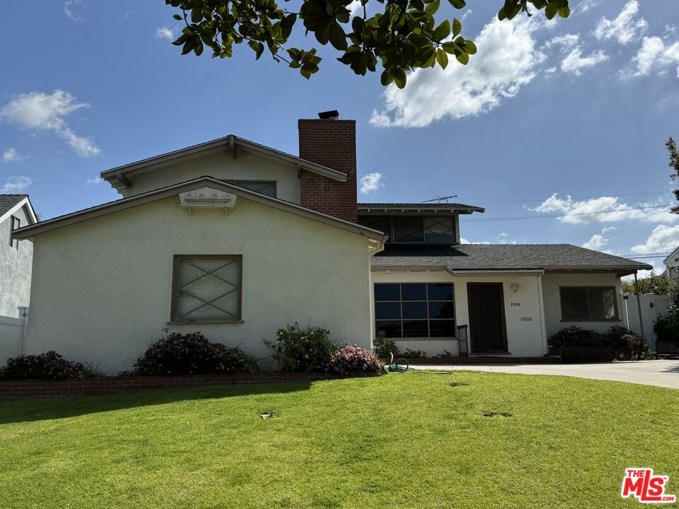 8004 El Manor Ave
