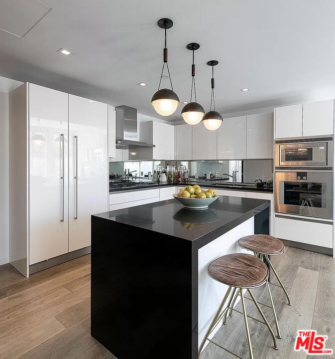 9000 W 3rd St Unit: 308