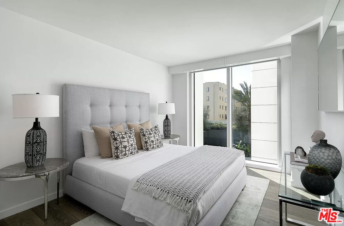 9000 W 3rd St Unit: 308