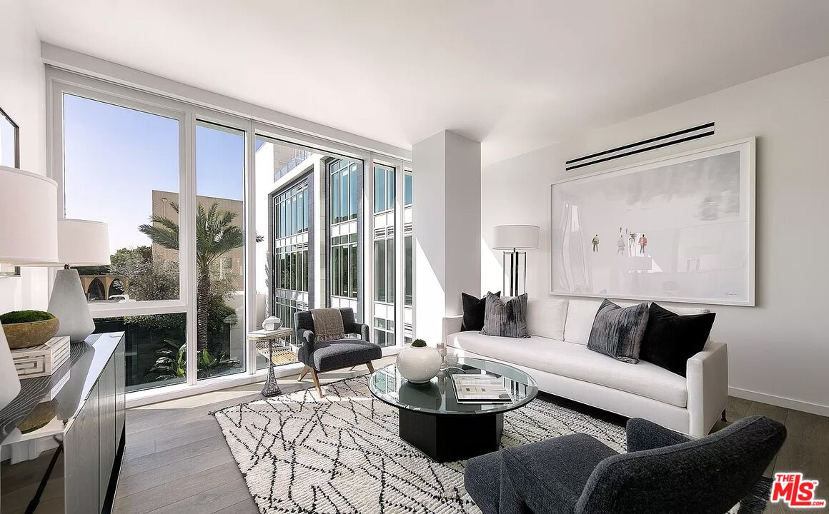 9000 W 3rd St Unit: 308