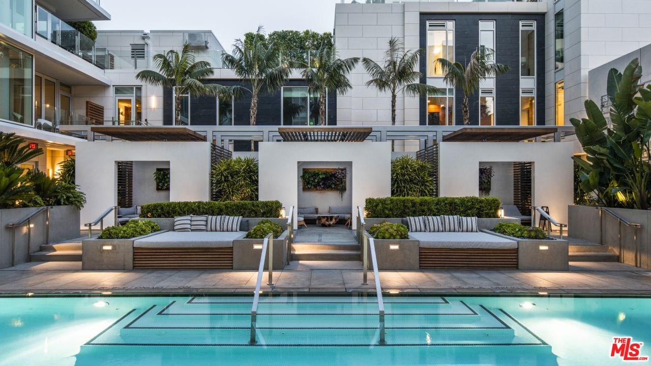 9000 W 3rd St Unit: 308