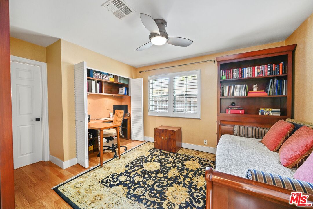 4308 Ben Ave