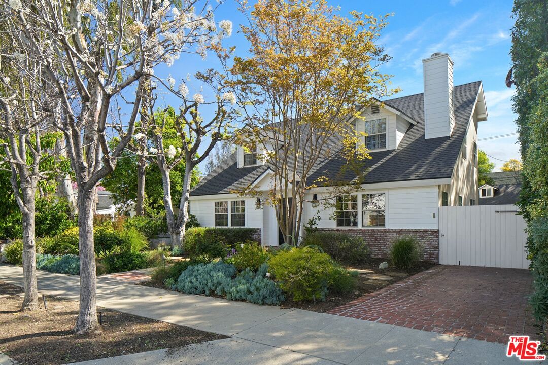 4308 Ben Ave
