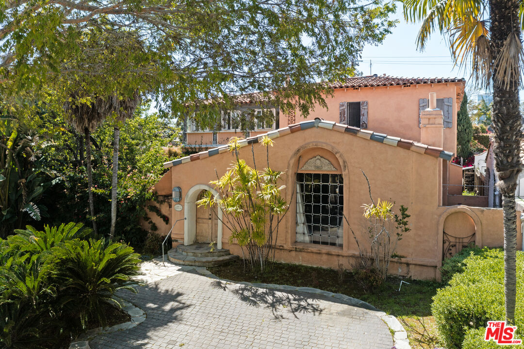 265 S El Camino Dr