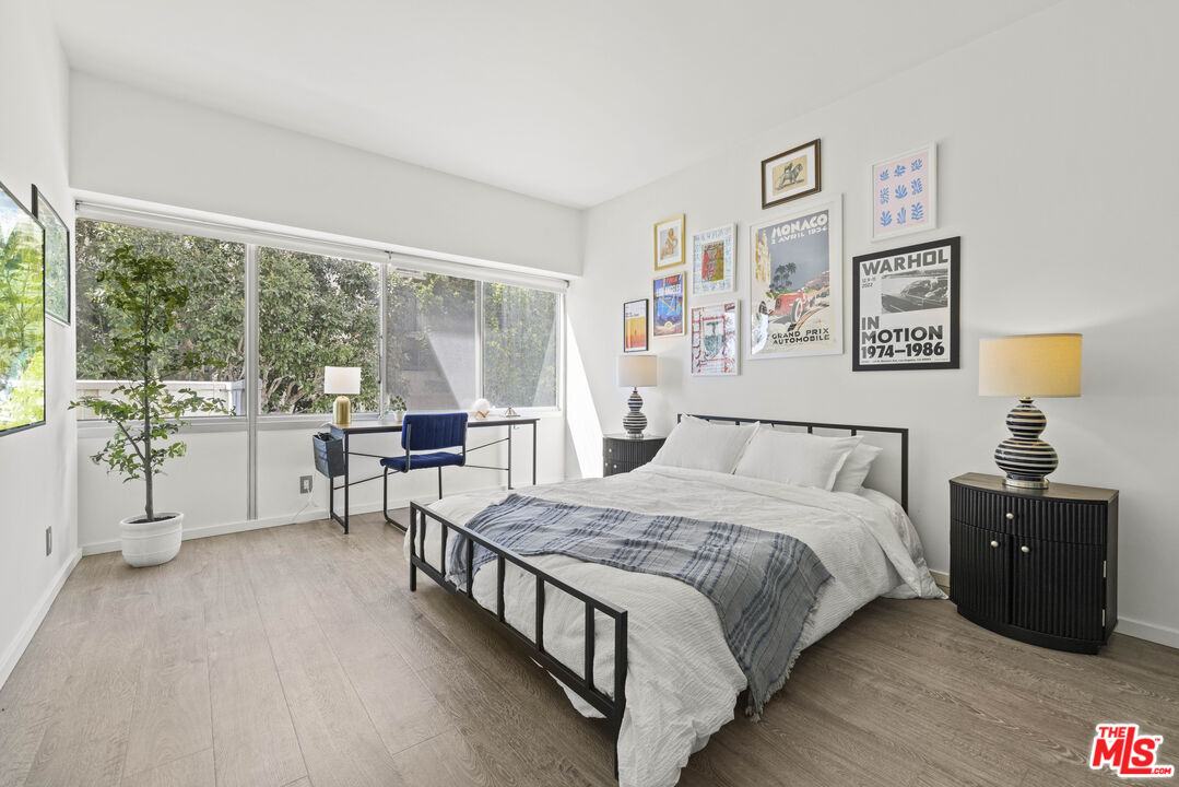 7135 Hollywood Blvd Unit: 201