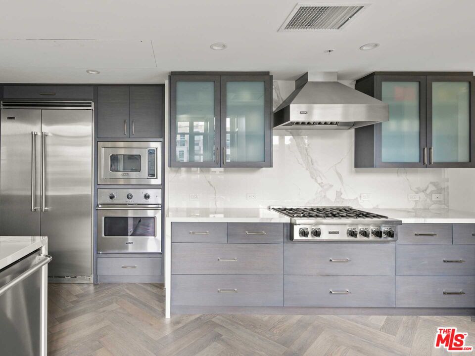 10580 Wilshire Blvd Unit: 3NW