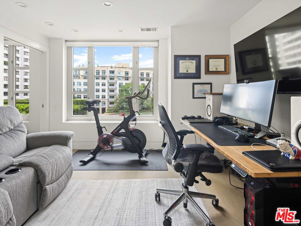 10580 Wilshire Blvd Unit: 3NW