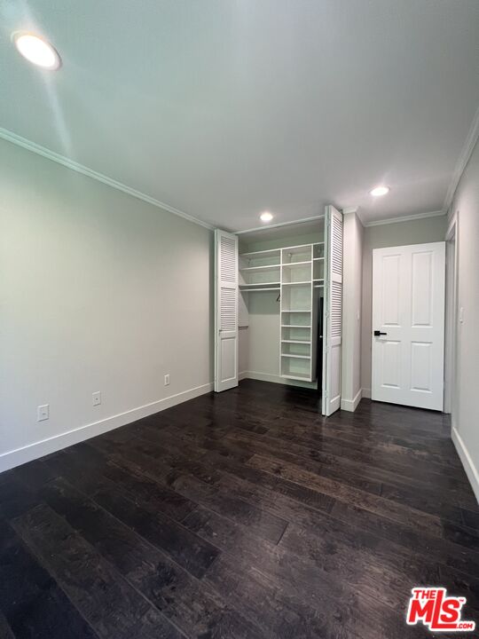 2216 S Bentley Ave Unit: 11