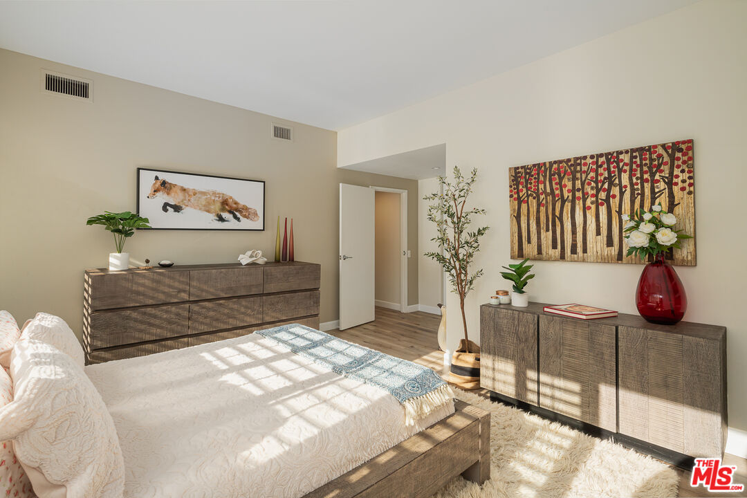 7135 Hollywood Blvd Unit: 405