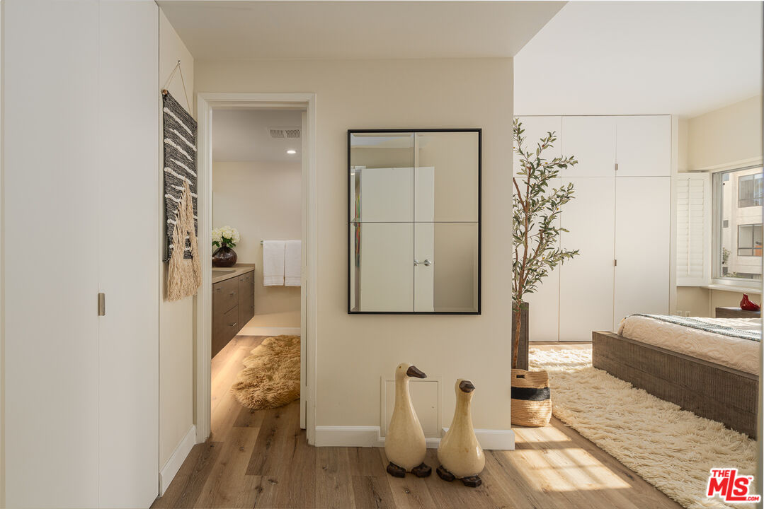 7135 Hollywood Blvd Unit: 405