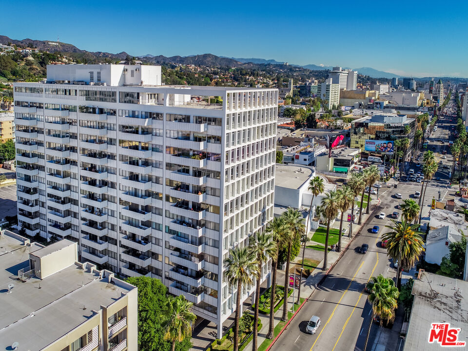 7135 Hollywood Blvd Unit: 405
