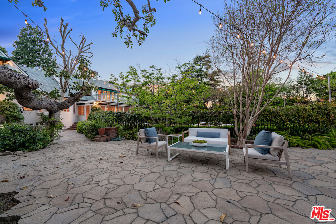 15017 Valley Vista Blvd