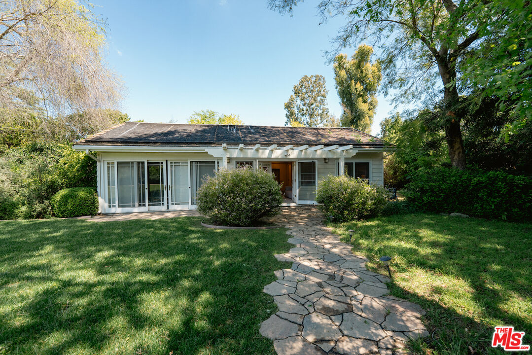 15017 Valley Vista Blvd