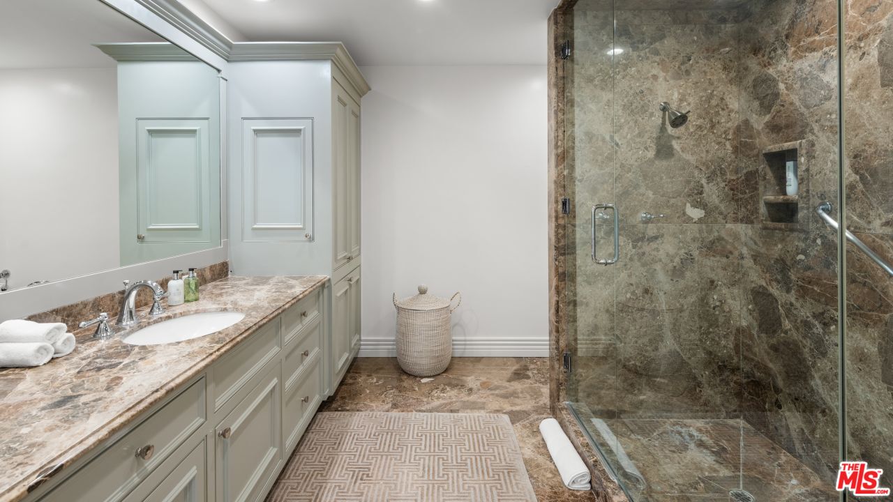23450 Malibu Colony Rd