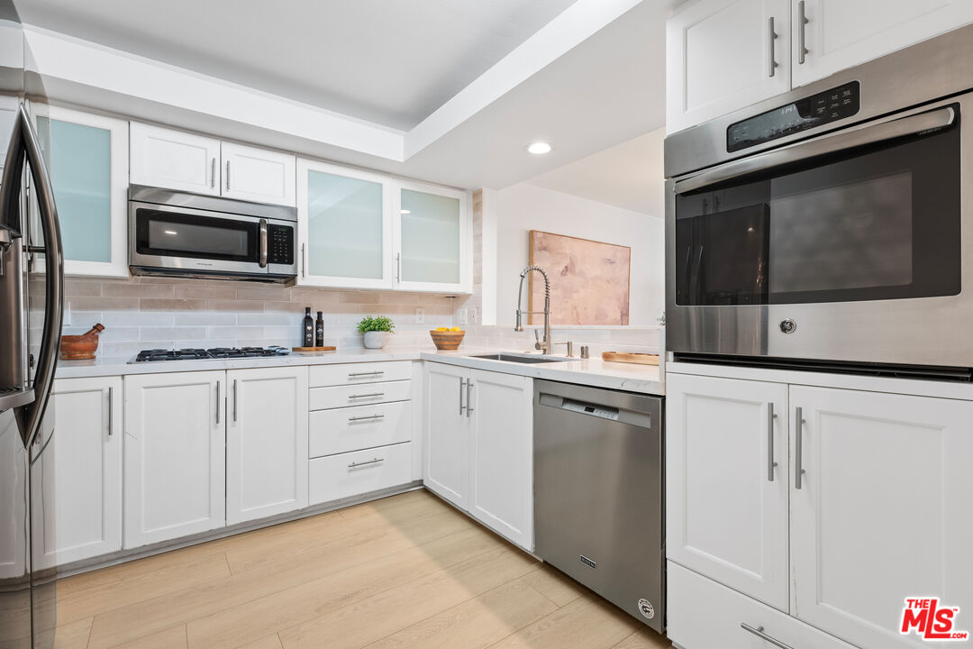 1255 Federal Ave Unit: 105