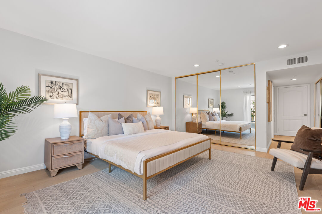 1255 Federal Ave Unit: 105