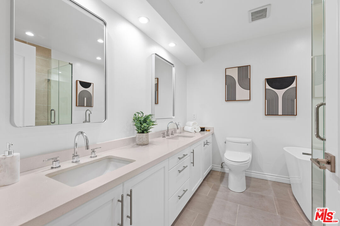1255 Federal Ave Unit: 105