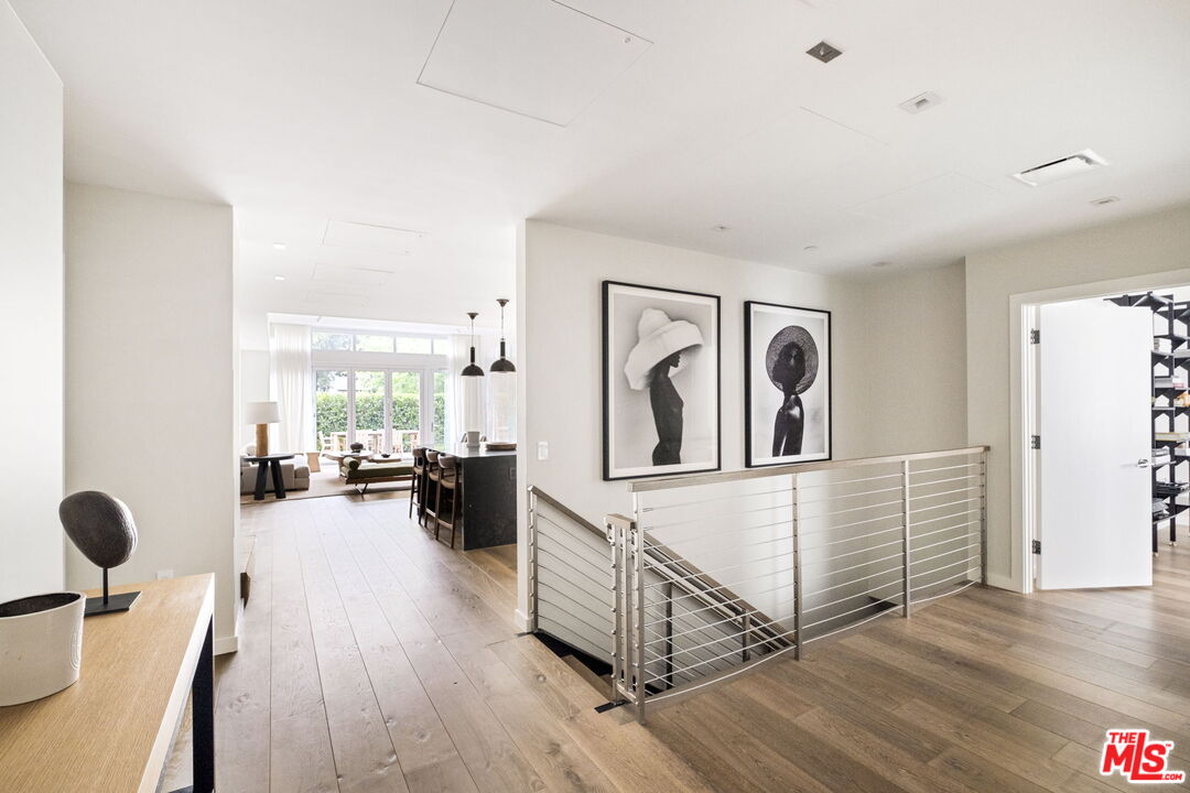 9000 W 3rd St Unit: 105