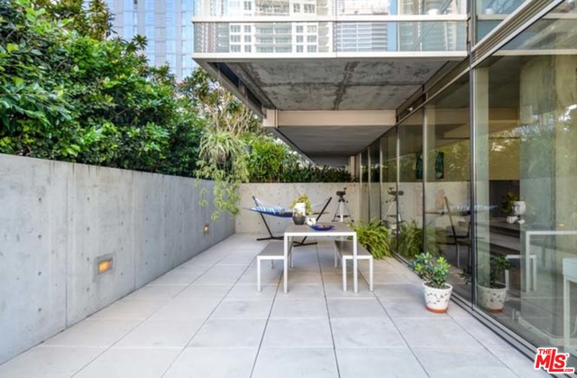 1155 S Grand Ave Unit: 614