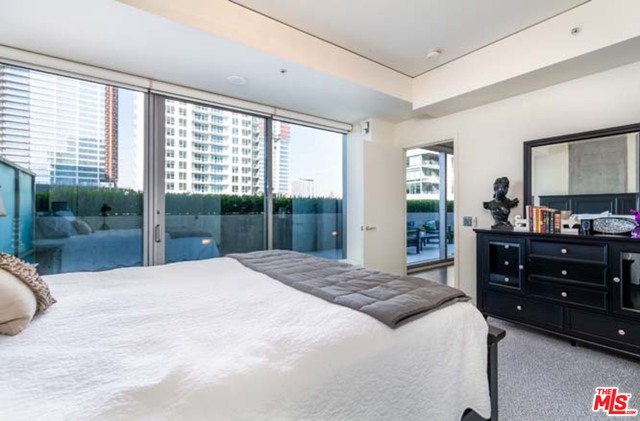 1155 S Grand Ave Unit: 614