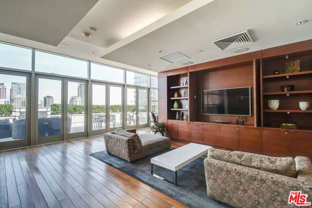 1155 S Grand Ave Unit: 614