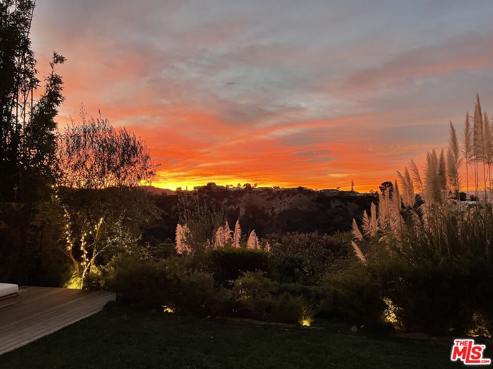 3539 Beverly Ridge Dr